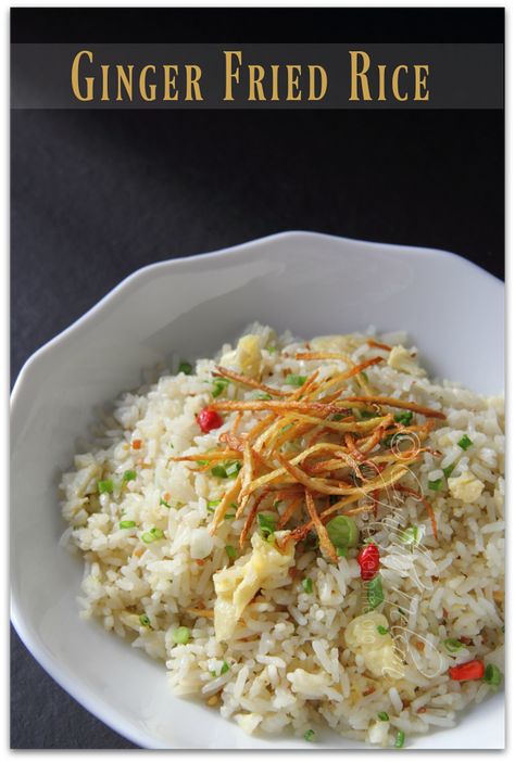 Ginger Chicken Fried Rice, Ginger Garlic Fried Rice, Ginger Fried Rice, Ginger Fried Rice Recipe, Ono Kine Recipes, Plain Rice, Garlic Fried Rice, Chinese Chicken Recipes, Making Fried Rice