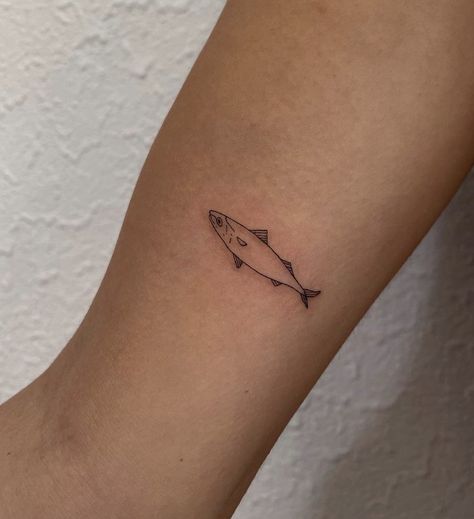 Minnow Fish Tattoo, Blue Tatoos Minimal, Funny Fish Tattoo, Dainty Fish Tattoo, Salmon Tattoo Simple, Fish Tattoo Aesthetic, Minnow Tattoo, Sea Tatoos Ideas, Fine Line Fish Tattoo