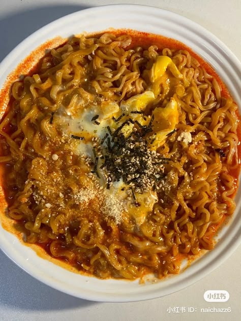 Ramen Buldak, Spicy Cheese, Spicy Ramen, Spicy Noodles, Food Babe, Delicacy Food, Cheesy Recipes, Yummy Comfort Food, Snap Food