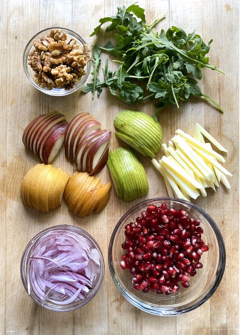 Fall Arugula Salad, Winter Arugula Salad, February Salad, Pomegranate Pear Salad, Winter Apple Salad Recipes, Steak Pear Salad, Arugula Recipes Salad, Thanksgiving Recipes Salads, Winter Arugula Salad Recipes