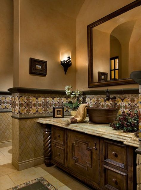 Rustic Tuscan Decor, Tuscan Bathroom Decor, Spanish Bathroom, Tuscan Bathroom, Plans Architecture, Tuscan Design, Decor Baie, Tuscan House, Powder Room Design