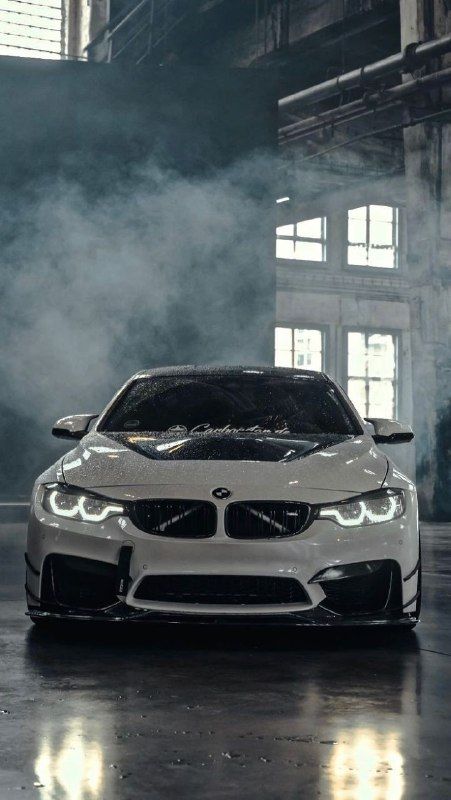 Cool Car Backgrounds, Most Luxurious Car, Bmw M Series, Cool Truck Accessories, Serie Bmw, Bmw Performance, Bmw Sport, Car Organization, Aesthetic Car