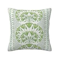 Patio Farmhouse, Solid Color Throw Pillows, Green Pillows Decorative, Farmhouse Throw Pillow, Couch Pillow Covers, Floral Cushion Covers, French Green, Floral Cushions, Couch Chair