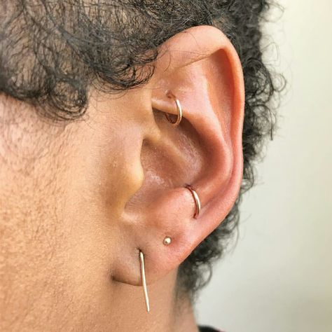 Masculine Piercings, Hippe Piercings, Men's Piercings, Cool Ear Piercings, Muster Tattoos, Pretty Ear Piercings, Cool Piercings, Cute Ear Piercings, Ear Style