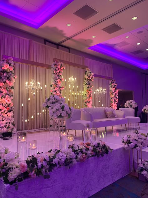 Stage Debut Decoration, Desi Wedding Stage, Debut Stage Decoration, Quinceañera Backdrop Ideas, Walima Decor, Fairytale Quince, Walima Outfit, Sweet 16 Venues, Engagement Setup