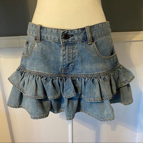 Frilly Denim Skirt, Denim Skirt With Ruffles, Coquette Jean Skirt, Ruffle Jean Skirt Outfits, Denim Ruffled Skirt, Cute Jean Skirts, Ruffle Jean Skirt, Remade Clothes, Ruffled Denim Skirt