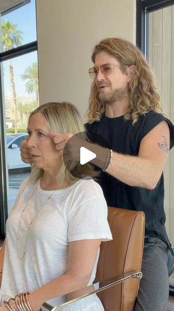 Brent Basore on Instagram: "Flicky Flirty Fun
.
.
.
#palmspringshairstylist #ranchomiragehairstylist #palmspringshairstylist" Light Blonde Bob Hair, Moira Rose Hair, Blow Dry Medium Hair, How To Get Height On Top Of Hair, Flirty Haircut, Hair Cuts 2024trends Medium, Shoulder Length Blonde Hair Balayage, Erin Napier Hair, How To Style Fine Hair