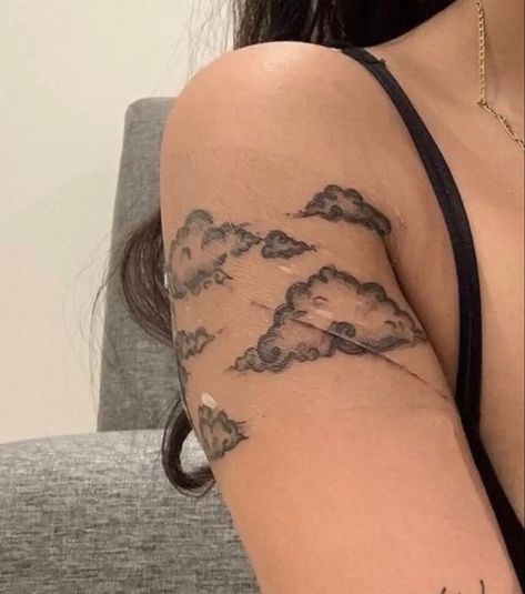 Tato Minimal, Cloud Tattoo, Pretty Tattoos For Women, Dope Tattoos For Women, Stylist Tattoos, Arm Tattoos For Women, Discreet Tattoos, Subtle Tattoos, Aesthetic Tattoo