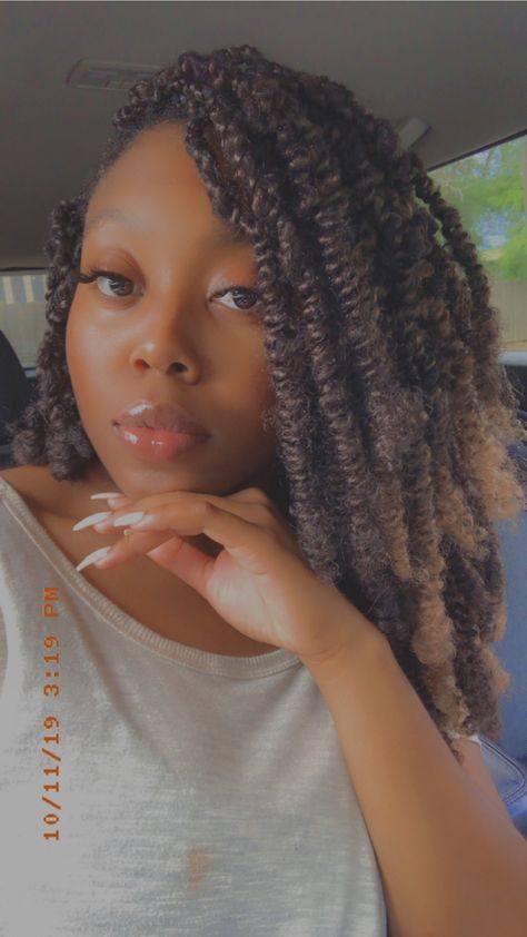 Shoulder Length Spring Twist, Shoulder Length Locs, Spring Twists, Protective Style, Protective Styles, Shoulder Length, Style Ideas, Locs, Summer Hairstyles