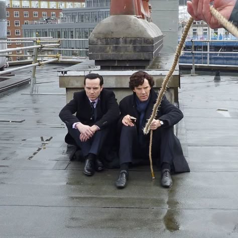 Sherlock And Moriarty, Sherlock Holmes Funny, Sherlock Holmes Series, Lara Pulver, Amanda Abbington, Sherlock Holmes Benedict, Sherlock Series, Sherlock Cast, Jim Moriarty