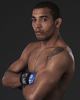 "Its a great pleasure its a great honor for me to come back and fight in #Brazil and really know what motivates me is that I love what I do and this is what I do for a living. So the past year Id just prefer to put that behind me and you know Im happy to go in there and unify this belt because like Ive always said I always thought that Ive Ive never lost a championship. Ive always been the champion."  Jose Aldo Junior @josealdojunioroficial on his upcoming #featherweight title fight against Max "Blessed" Holloway @blessedmma at #UFC212. Can't wait!  #UFC 212 airs on Saturday June 3 at 10pm/7pm ET/PT #AldovsHolloway #HollowayvsAldo  #MMA #mixedmartialarts #martialarts #MMAnews #MLMMA #MustLoveMMA #SusanCingari #DanaWhite #Combatsports #boxing #kickboxing #BJJ #wresting #fight #fighter #MMAfighter #UltimateFightingChampionship #twitter @danawhite @dlockettufc @ufc photo credit: flickr/malleus_brando Jose Aldo, What Motivates Me, Dana White, Combat Sports, Mma Fighters, Mixed Martial Arts, Im Happy, Kickboxing, Ufc