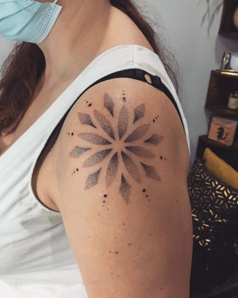 Dot Ornament Tattoo, Dot Work Shoulder Tattoo, Chakra Tattoo Chest, Dot Style Tattoo, Dotwork Tattoo Mandala Dots, Dotted Tattoo Design, Dot Tattoos For Women, Small Dotwork Tattoo, Dot Shading Tattoo