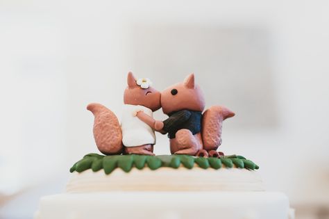 Squirrel cake topper Squirrel Cake Topper, Squirrel Wedding, Squirrel Cake, Best Relationship, Cake Topper, Cake Toppers, Cake