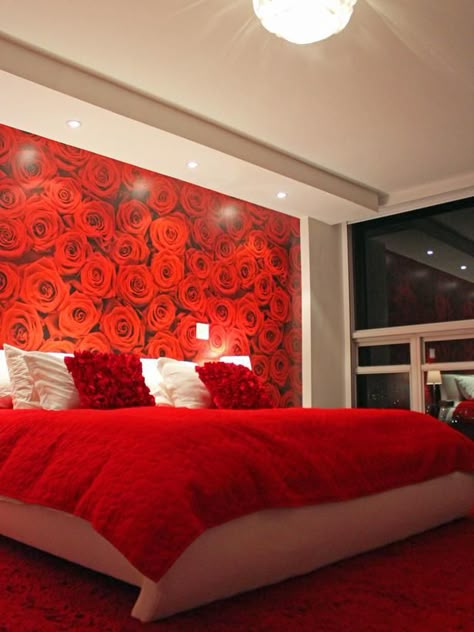 Pinterest : Trinα Judges Red Bedroom Design, Romantic Bedroom Design, Bedroom Ideas Pinterest, Red Bedroom Decor, Romantic Bedroom Decor, Red Bedroom, Bedroom Red, Woman Bedroom, Red Rooms