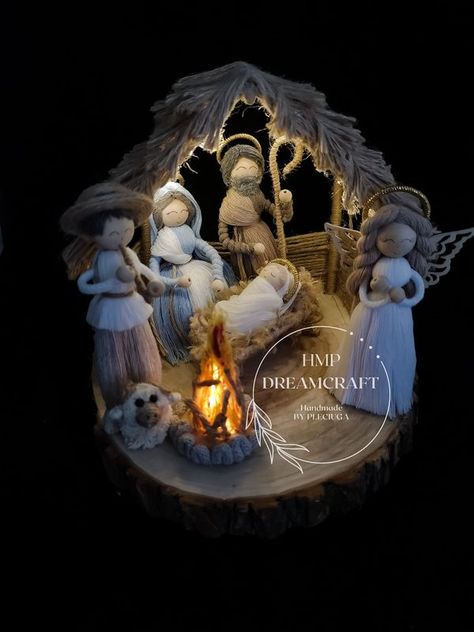 Macrame Nativity Scene, Macrame For Beginners, Proud Of Myself, Macrame Patterns Tutorials, Merry Christmas Everyone, Nativity Scene, Macrame Patterns, Nativity, Macrame