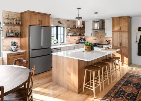 Alder Wood Cabinets, Alder Kitchen Cabinets, Alder Kitchen, Crystal Cabinets, Frameless Door, Timeless Kitchen, Simply White, Space Interiors, Oak Kitchen