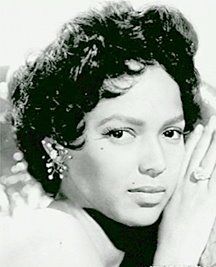 Dorothy Dandridge Spit Curls | Bobby Pin Blog / Vintage hair and makeup tips and tutorials Dorthy Dandrige, Dorothy Dandridge, Black Actresses, Gentlemen Prefer Blondes, Vintage Black Glamour, Black Hollywood, Cary Grant, Richard Armitage, Michael Fassbender