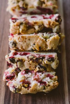 Cranberry Cake Recipe, Cranberry Cake, Bake Dessert, Cranberry Recipes, Food Cakes, Holiday Baking, Pound Cake, Naan, Dessert Ideas