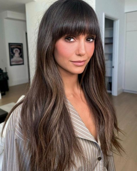 Nina Dobrev Makeup, Nina Dobrev Hair, Brown Ombre Hair, Patrick Ta, Plaits Hairstyles, Haircut And Color, Nina Dobrev, Shoulder Length Hair, Blonde Balayage