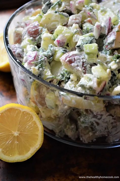 Tzatziki Potato Salad, American Potato Salad, Potatoe Salad, Classic Potato Salad, German Potato, German Potato Salad, Greek Flavors, Vegetarian Lunch, Kinds Of Salad