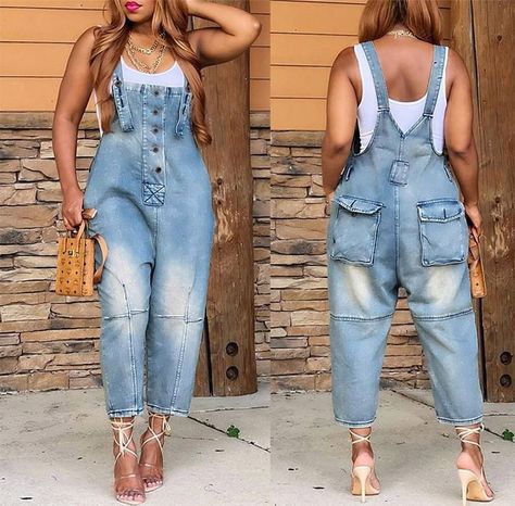 Demin Outfit For Women, Jean Jumper Outfit Denim, Denim Jumper Outfit, Demin Outfit, Denim Attire, Denim On Denim Looks, Denim Street Style, Stylish Outfits For Women Over 50, Overalls Fashion