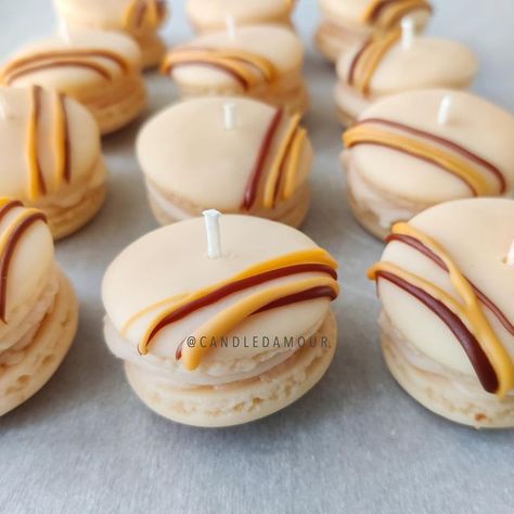 Candle d'amour™|ArtisanCandles on Instagram: "Are you a macaron lover? If yes, then these Salted Caramel Macaron Candles scented with a tempting butterscotch fragrance will surely make you crave some real macarons!🙊 They’re also a perfect gift dessert lovers and have been so popular this season!😍 #macarons #dessertcandles #candles #saltedcaramel #candlesindia" Macaron Candle, Spice Gift, Dessert Gifts, Dessert Candles, Candles Scented, Dessert Lover, Salted Caramel, Macarons, Scented Candles