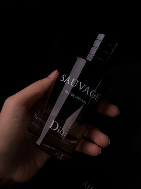 Dior Sauvage Aesthetic, Aesthetic Fragrance, Fem Fatale, Venus In Capricorn, Aesthetic Perfume, Perfume Aesthetic, Dior Shop, Dior Sauvage, Ariana Grande Perfume