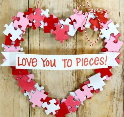 Puzzle Piece Art, Valentines Puzzles, Puzzle Piece Crafts, Valentine Wreath Diy, Love You To Pieces, Pink Crafts, Valentine's Day Crafts For Kids, Puzzle Crafts, Valentines Crafts