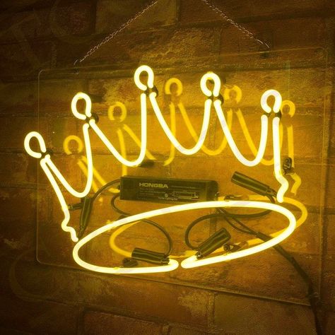 Store Neon Sign, Crown Neon Sign, Neon Lights Bedroom, Neon Signs Quotes, Dubai Vacation, Neon Sign Art, Neon Wall Signs, Neon Wall, Neon Sign Bedroom