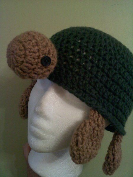 Turtle Hat, Turtle Quilt, Baby Sea Turtles, Plush Pattern, Sea Turtle, Need This, Autumn Leaves, Projects To Try, Crochet Hats