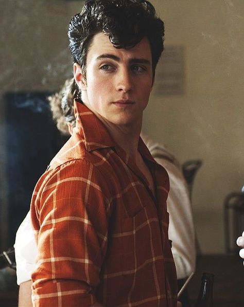 Aaron Taylor-Johnson as a young John Lennon in NOWHERE BOY Aaron Johnson Taylor, Top 10 Actors, James Sirius Potter, Nowhere Boy, Dream Cast, Aaron Johnson, Aaron Taylor, Aaron Taylor Johnson, Visually Pleasing