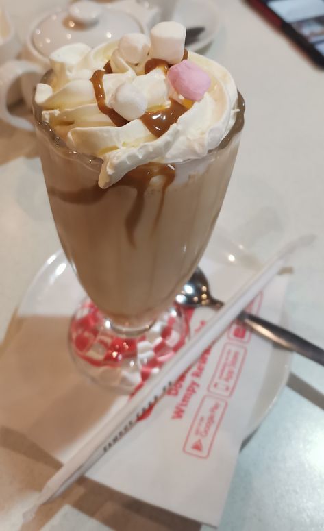 Toffee mocha milkshake with cream ,toffee sauce and marshmallow Mocha Milkshake, Toffee Sauce, Toffee, Christmas Nails, Mocha, Sauce, Dessert, Cream, Nails