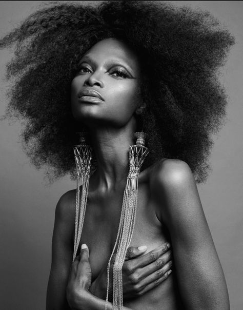 Restless Relaxation... Debra Shaw, Afro Natural, Square Face Hairstyles, Hairstyles Black Women, Natural Afro Hairstyles, Natural Black Women, Black Curly Hair, Hairstyle Gallery, Hairstyles Black