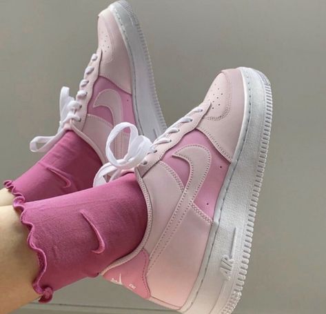 Air Force 1 Pink Foam, Dr Shoes, Pink Nike, Hype Shoes, Pink Vibes, Shoe Inspo, Cute Nikes, Aesthetic Shoes, Pink Nikes