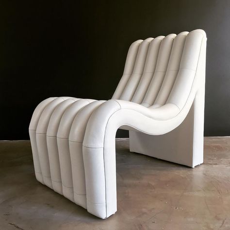 Shine By S.H.O on Instagram: “SCULPTURAL | Shine by S.H.O Sacha Chair in white leather #modern #art #madeincalifornia: : : : : :  #luxurybrand  #salonedelmobile2019…” Chair Design Modern, White Chair, Modern Chairs, Upholstered Chairs, Chair Design, White Leather, Luxury Branding, Modern Art, Sculpture