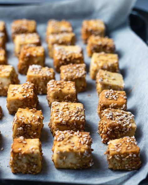 Sesame Crusted Tofu (Vegan, Oil-Free) Sesame Crusted Tofu, Best Tofu Recipes, Crusted Tofu, Best Tofu, Vegan Meal Plan, Tofu Vegan, Tofu Dishes, Vegan Inspiration, Baked Tofu