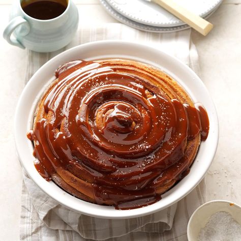 Giant Cinnamon Roll Recipe -This must-try cinnamon roll is all about the pillowy texture, the sweet spices and the homemade caramel drizzle. —Leah Rekau, Taste of Home food stylist Giant Cinnamon Roll Recipe, Tea Breads, Cinnamon Roll French, Sticky Bun, Cinnamon Roll French Toast, Heavenly Recipes, French Toast Rolls, Spicy Chocolate, Breakfast Recipies