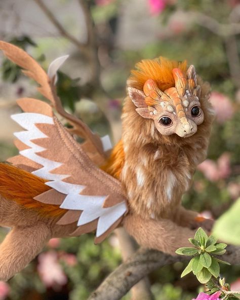 Anastasiia Merkushina the toymaker (@giftofmercury_toys) • Instagram photos and videos Deer Dragon, Dragons Gift, Fantasy Art Dolls, Cute Fantasy Creatures, Fantasy Doll, Cute Clay, Unique Animals, Art Toy, Fantasy Creatures