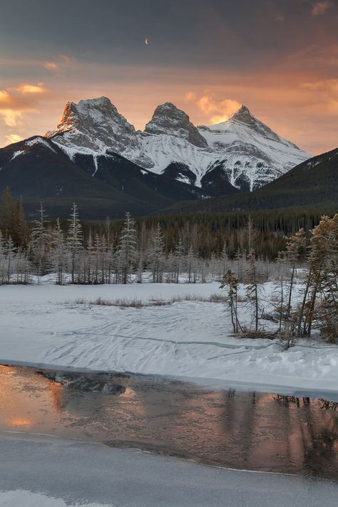 Three Sisters Mountains Canmore, Three Sisters Canmore, Three Sisters Mountain Tattoo, 3 Sisters Mountain, Sisters Pictures, Three Sisters Mountain, National Park Pictures, Jay Tattoo, Spartan Tattoo