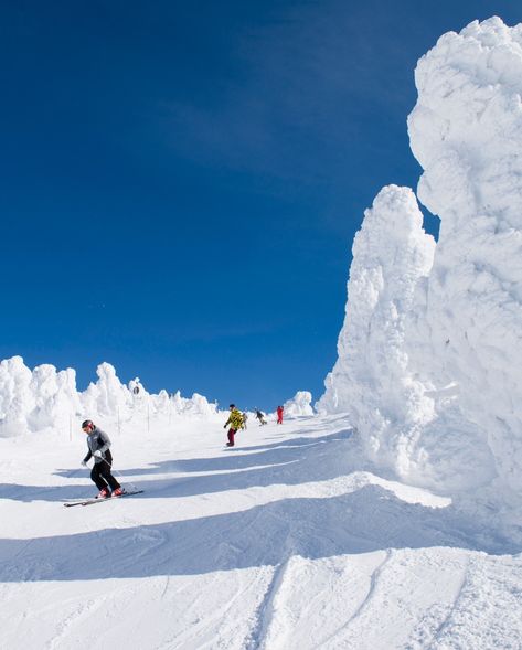 Ski among SNOW MONSTERS in Zao Onsen ❄️⛷️⁠ ⁠ Enjoy a charming Japanese ski trip in Zao Onsen, where the unique snow monsters watch over the slopes. Experience Zao Onsen from as low as $1,448 per person 🤩⁠ ⁠ Package includes:⁠ 👉 7 nights in a Standard Twin room at Hotel Hammond Takamiya⁠ 👉 5-day Zao Onsen Lift Pass for 2 Adults ⁠ ⁠ Hurry! Availability in Zao Onsen is already low for the 24/25 ski season. ⏰ ⁠ ⁠ Contact the Skimax Crew now to secure your ski trip to Japan! 🇯🇵⁠ ⁠ 📧 skimax@skimax.... Onsen Kyoto, Japan Skiing Aesthetic, Japan Skiing, Snow In Japan Aesthetic, Ginzan Onsen Winter, Japan Ski Resort, Snowing In Japan, Japanese Onsen, Snow Monster