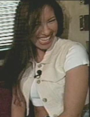 Selena during her interview (which is seen in Selena Remembered) Selena Pics, Raul Gonzalez, Selena And Chris Perez, Chris Perez, Selena Quintanilla Outfits, Selena Pictures, Selena Q, Tejano Music, Selena Quintanilla Perez