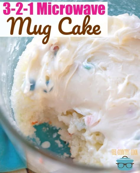 Microwave Mug Cake, Cake Microwave, Mug Cake Recipes, Easy Mug Cake, Microwave Cake, Microwave Mug, Mug Cake Microwave, Single Serve Desserts, Country Cook