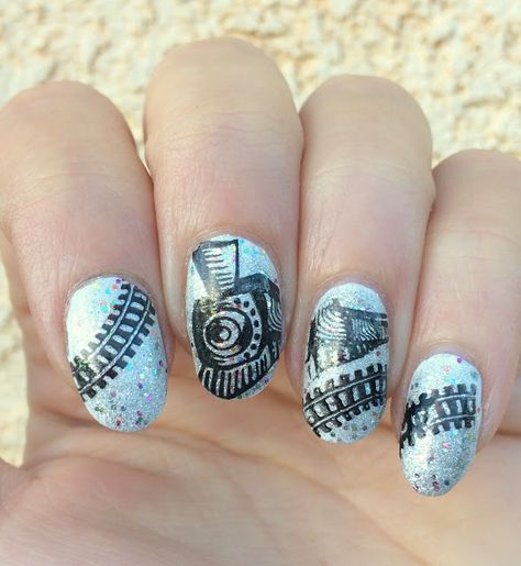 Express Nails, Monster Nails, Nail Vinyls, Nail Art Glitter, Inspired Nails, Nail Stamping Plates, Polar Express, Xmas Nails, Stamping Plates