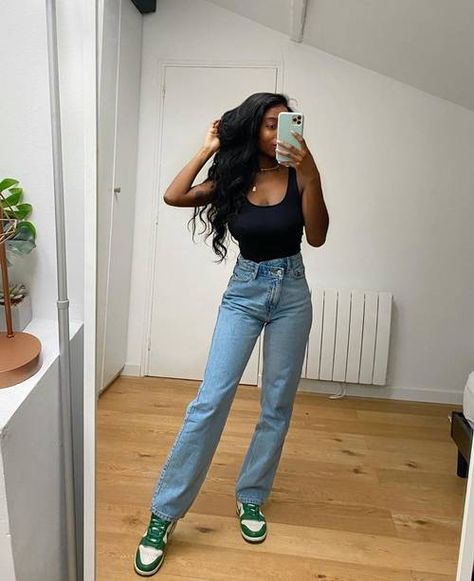 The 5 Best Basics to Wear With Jeans and Sneakers | Who What Wear UK Straight Jean Outfits, Flare Jeans With Sneakers, Jeans With Sneakers, Jeans And Sneakers Outfit, Straight Leg Jeans Outfits, Apple Bottom Jeans, Outfit Sneakers, Sneakers Art, Aesthetic Outfits Men