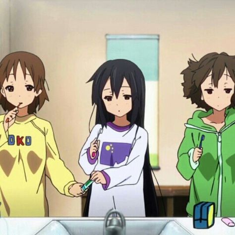 One of the many, many reasons I love K-ON! is that it displays an accurate girls sleepover, including how they woke up. Anime Sleepover, K On Azusa, Girl Sleepover, Kyoto Animation, K On, Anime Board, Love K, Many Many, Anime People