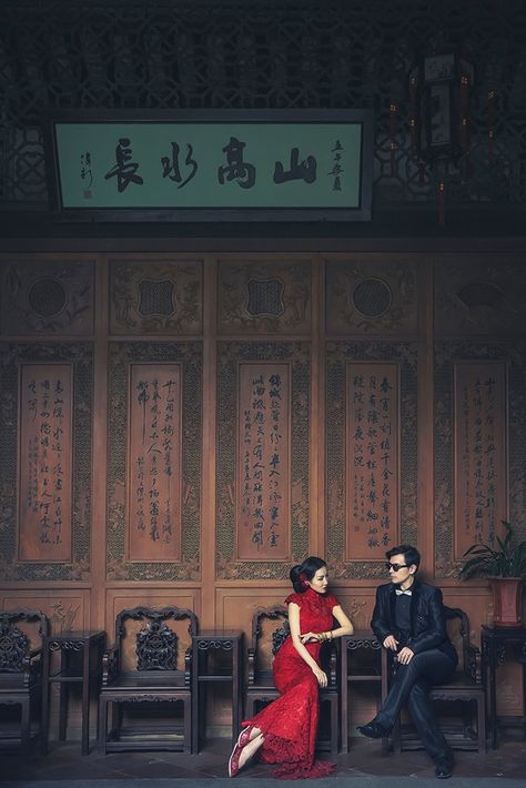 THE 2014 BEST OF THE BEST DESTINATION WEDDING PHOTOS |  by Zabrina Deng of Jeza Photography Chinese Wedding Photos, Traditional Chinese Wedding, Best Destination Wedding, Old Shanghai, Pre Wedding Shoot Ideas, Destination Wedding Photos, Pre Wedding Poses, Bridesmaids Photos, Wedding Photography Tips