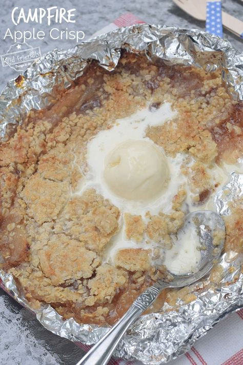 This Campfire Apple Crisp Recipe is so easy to make at the campground. Using canned apple pie filling as a shortcut will free up your time to enjoy your time with family. This delicious apple filling and streusel topping, placed in a foil packet, is perfect for the backyard grill, the oven, or the campfire grill. www.kidfriendlythingstodo.com Campfire Apple Crisp, Canned Apple Pie, Apple Pie Filling Recipes, Campfire Desserts, Camp Recipes, Apple Crumble Pie, Campfire Grill, Kid Food Ideas, Canned Apple Pie Filling