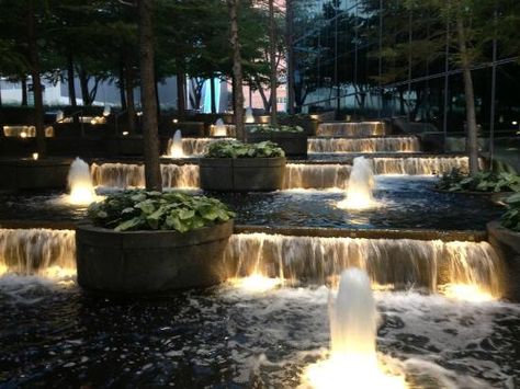 Dallas Texas Fountain Place Water Feature Lighting, Light Pool, Feature Lighting, Urban Lighting, Historical Buildings, Downtown Dallas, Pool Light, Roof Top, Location Photography