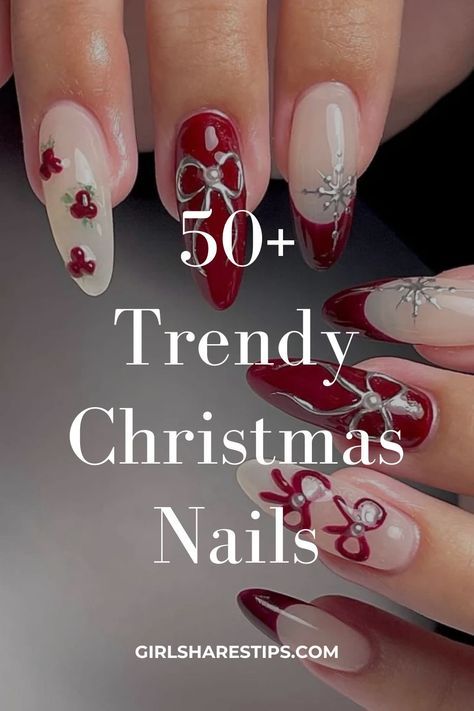 Acrylic Nail Designs Xmas, Dark Christmas Nails Almond, Baddie Holiday Nails, Christmas Nail Designs Holiday Red, Christmas Nail Art Designs Xmas Simple, Elegant Xmas Nails, Christmas Bow Nail Designs, Christmas Nails Long Acrylic, Green Red Christmas Nails