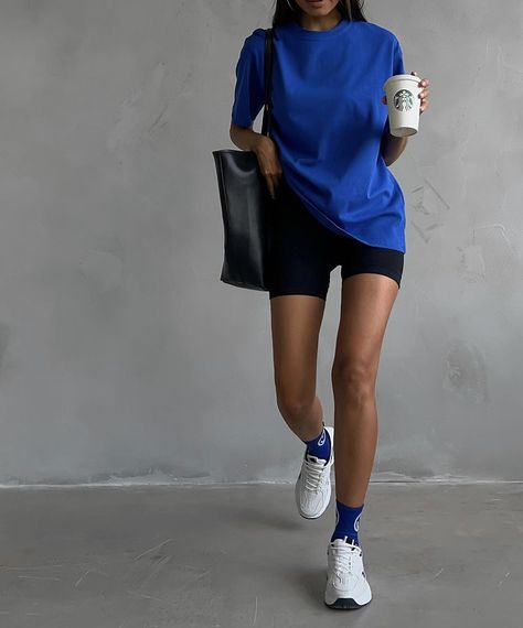 Blue Athleisure Outfits, Fit Outfits, Leggings Style, Gym Outfits, Athleisure Outfits, Laid Back Style, New Instagram, Leggings Fashion, Gym Outfit